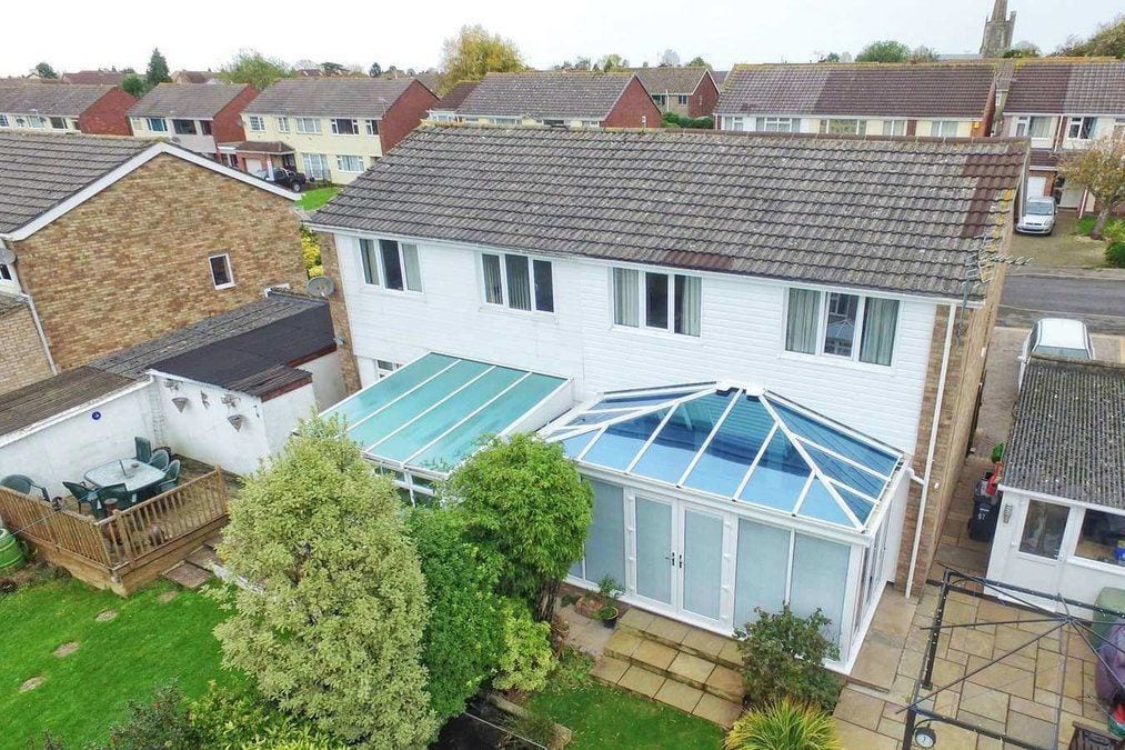 Lean To Conservatory By Ideal (exterior view)
